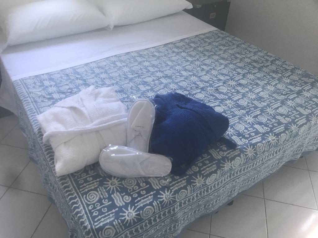 Cala Cavone Guest House 蓬扎 外观 照片